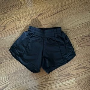 Lululemon hotty hot shorts